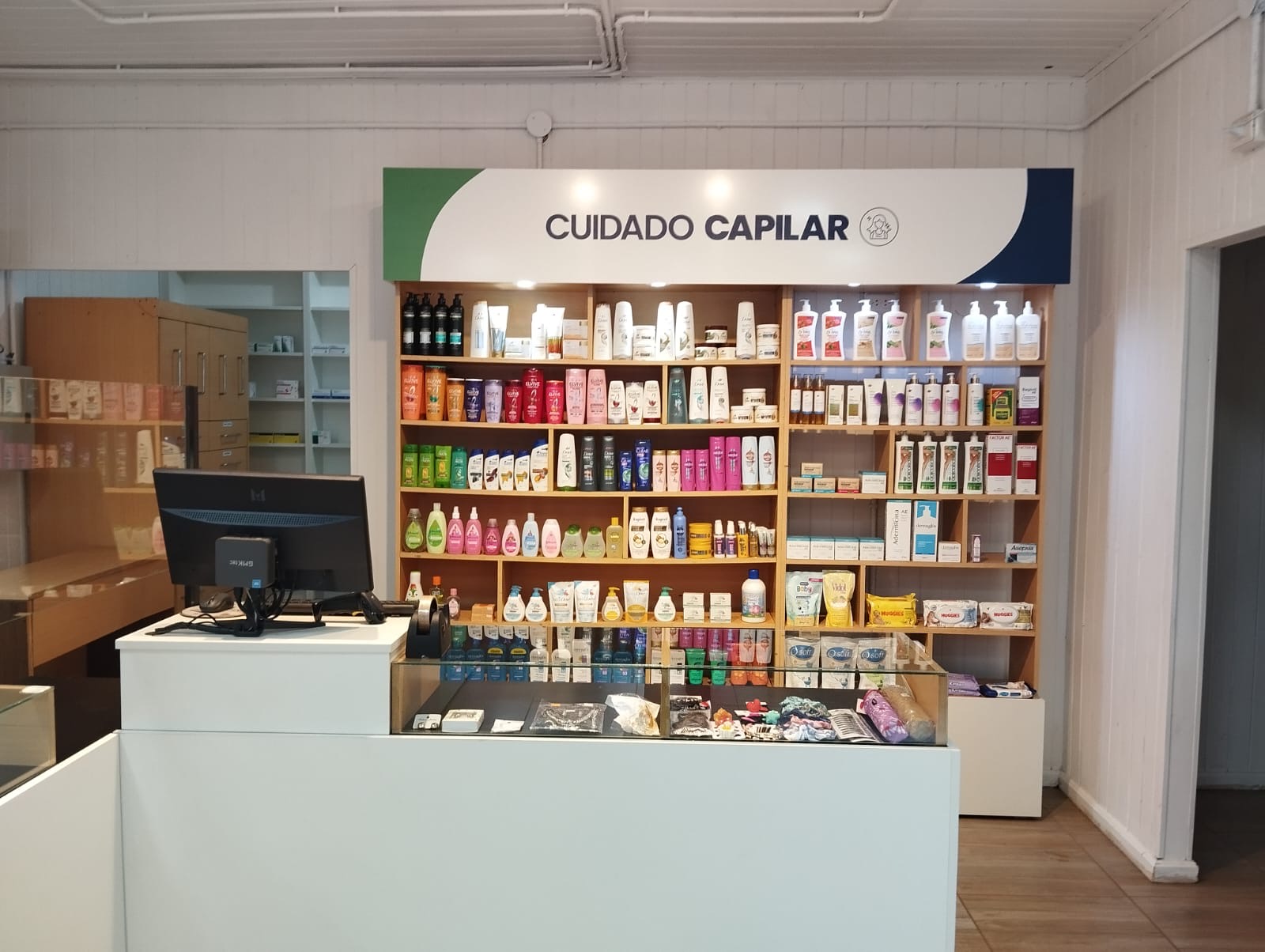     Farma 9 Express abrió sus puertas en Eldorado: descuentos, sorteos y atención rápida 4
