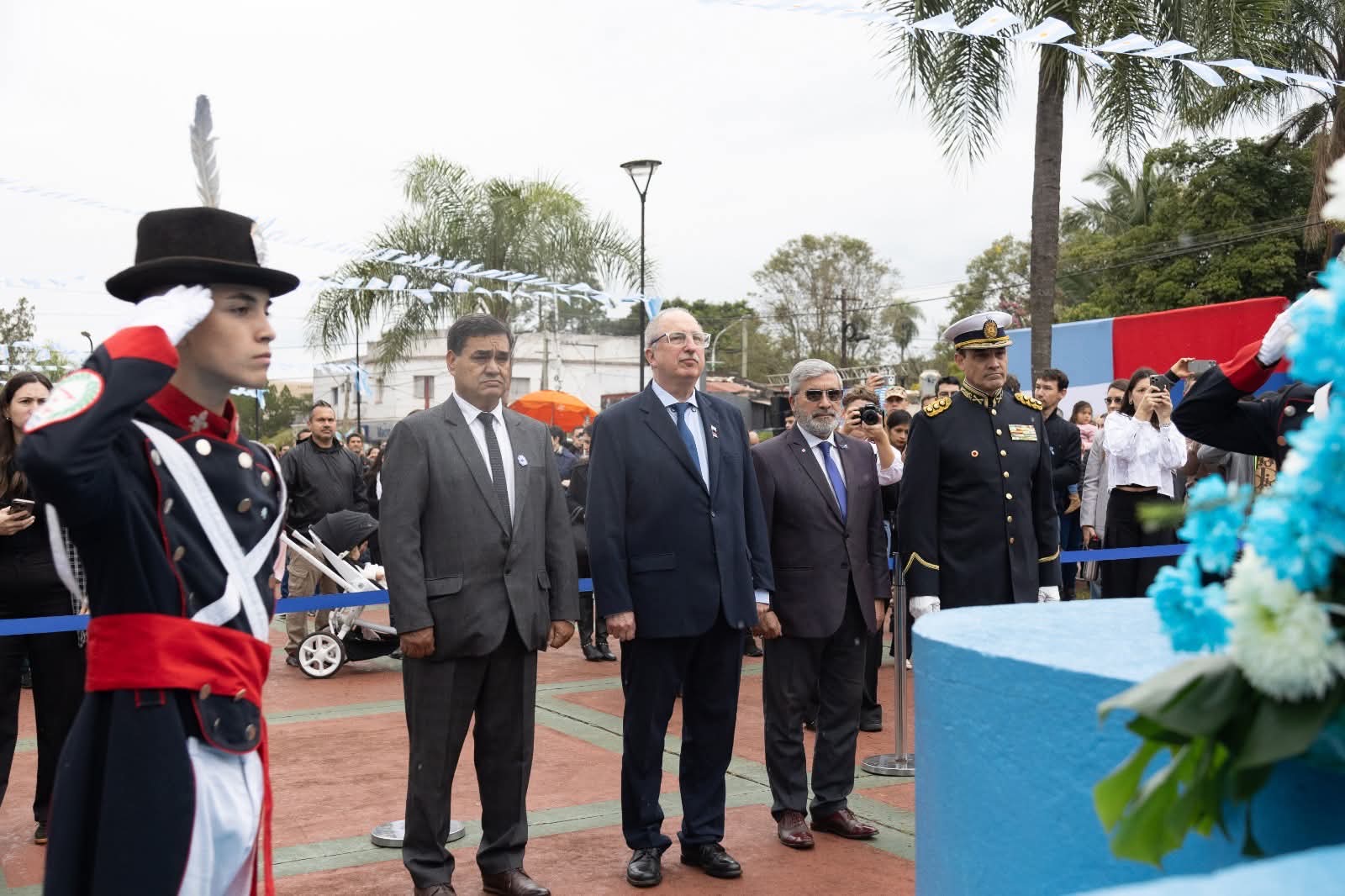 Misiones celebró el 25 de Mayo con un multitudinario acto y desfile cívico-militar en San Ignacio