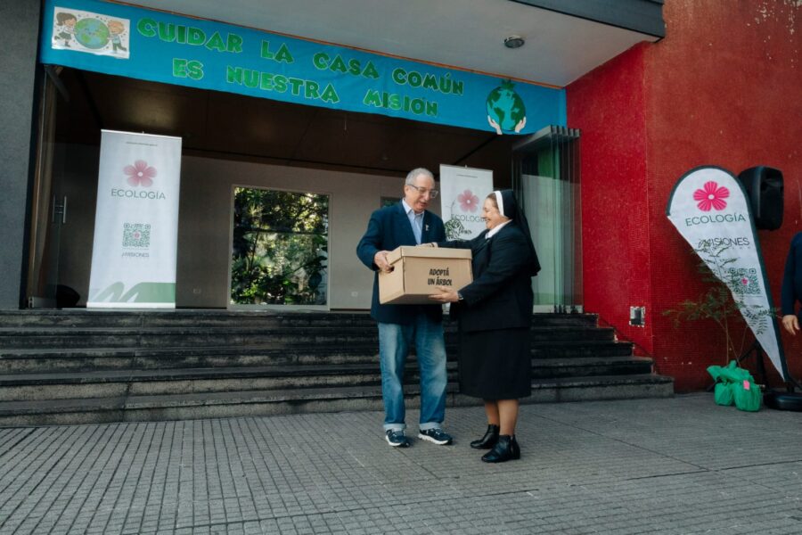 Cientos de alumnos realizaron la promesa ambiental en Posadas 3