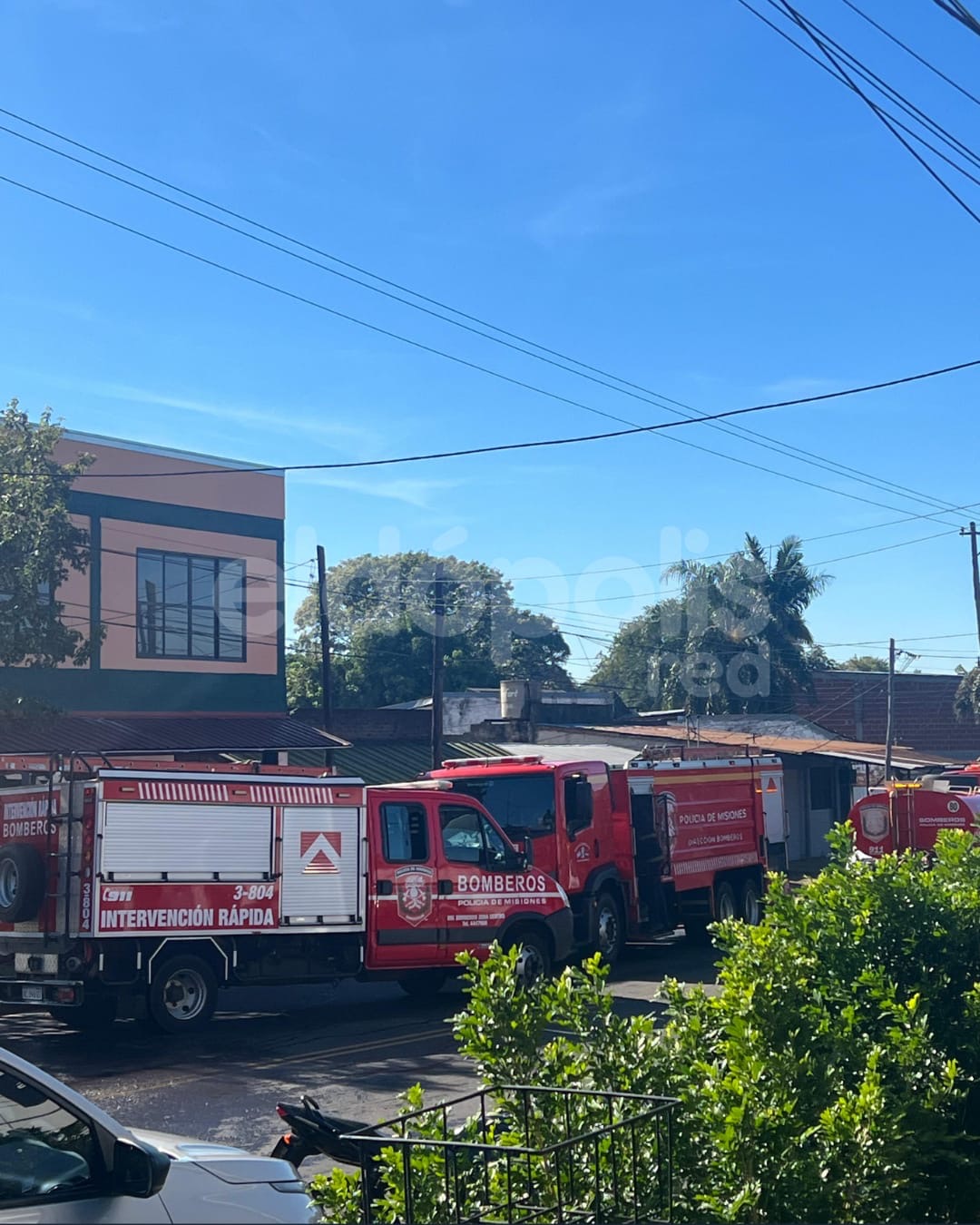 Rápida intervención de bomberos evitó mayores daños tras un principio de incendio en Posadas 2