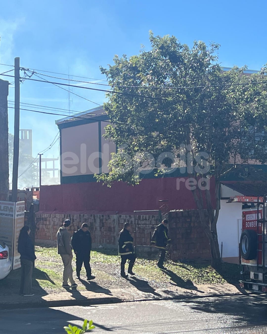 Rápida intervención de bomberos evitó mayores daños tras un principio de incendio en Posadas 3