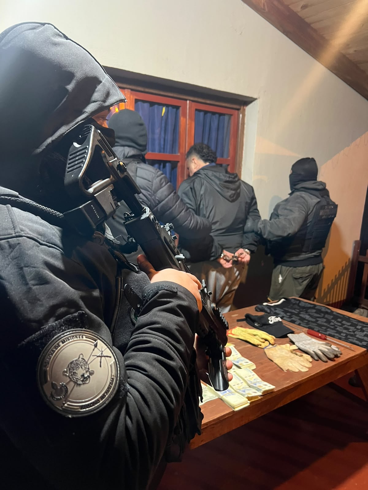 Golpe comando en Cerro Azul: la Policía atrapó a dos sospechosos y recuperó más de $14 millones robados 4
