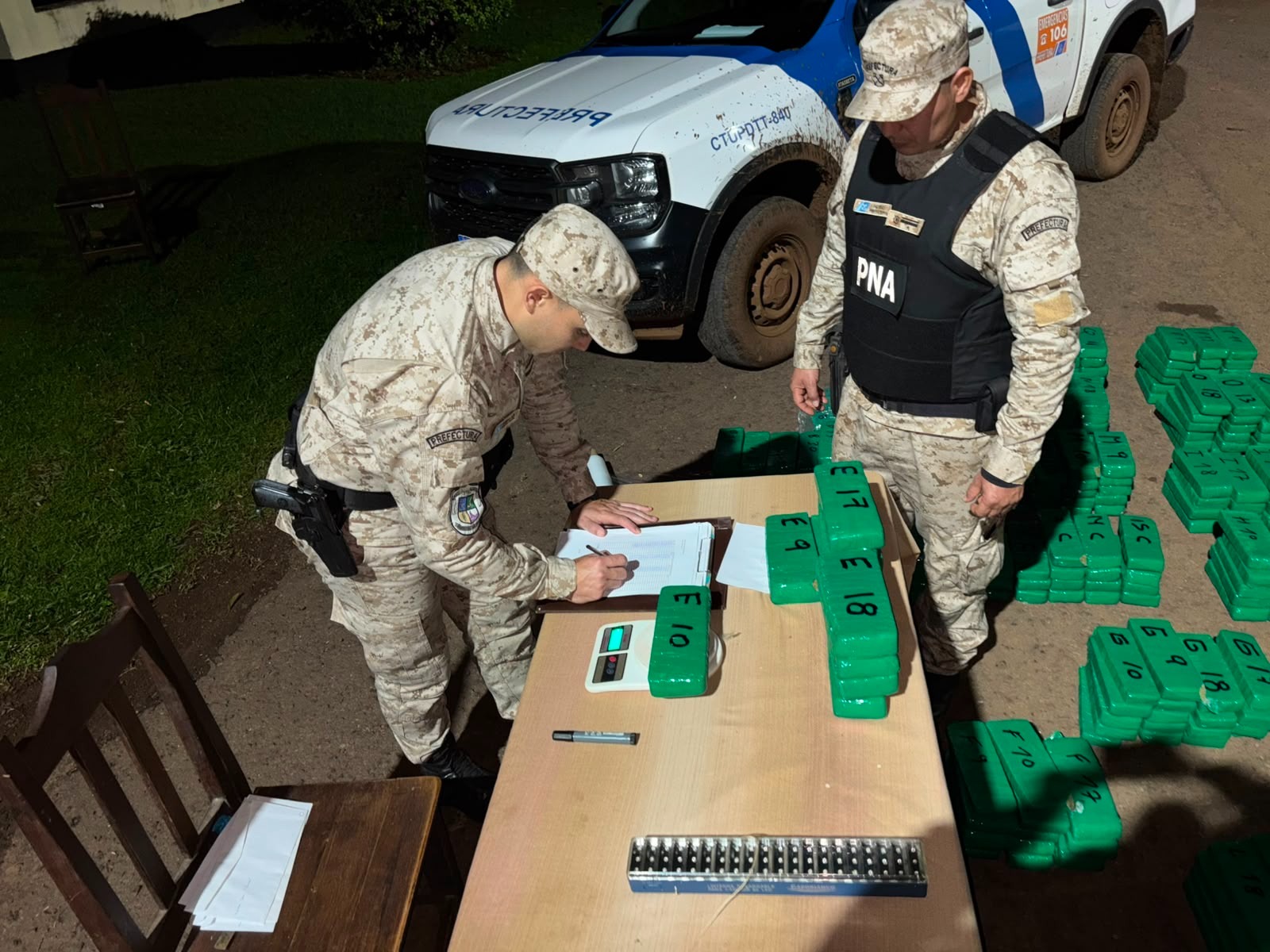 Prefectura secuestró más de 236 kilos de droga y detuvo a dos personas en San Javier 3