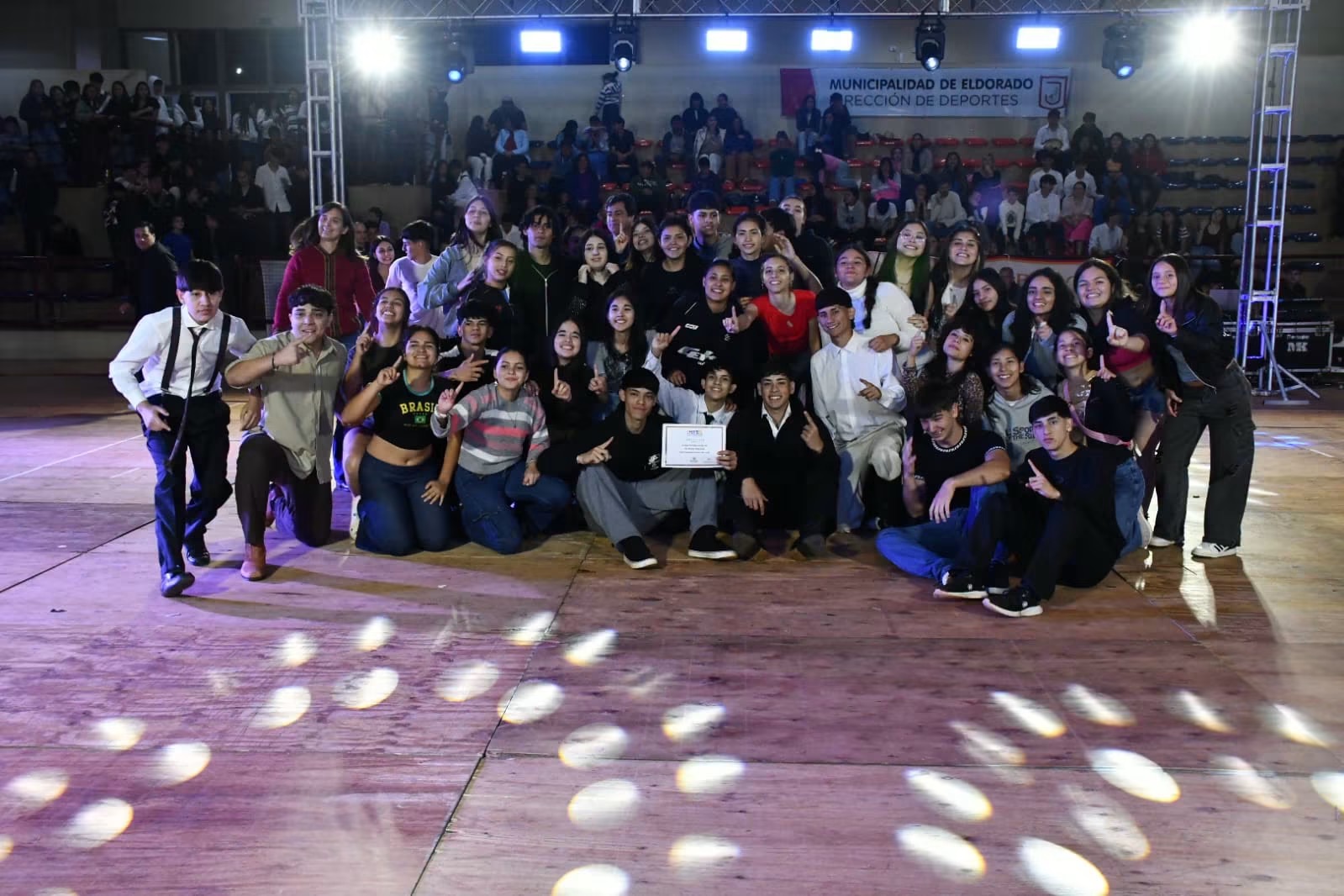 Inter Culturales 2026: la danza reunió a estudiantes de Eldorado en una jornada de tradición y talento 4