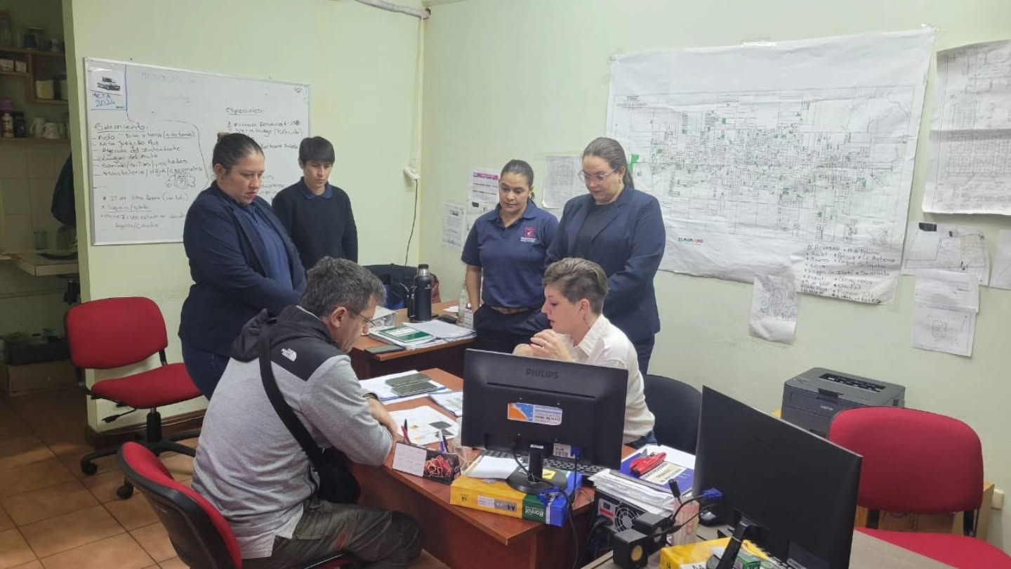 Regularización de tierras del barrio Parque Schwelm: “La idea es poder urbanizar y que el vecino pueda tener su título” 2