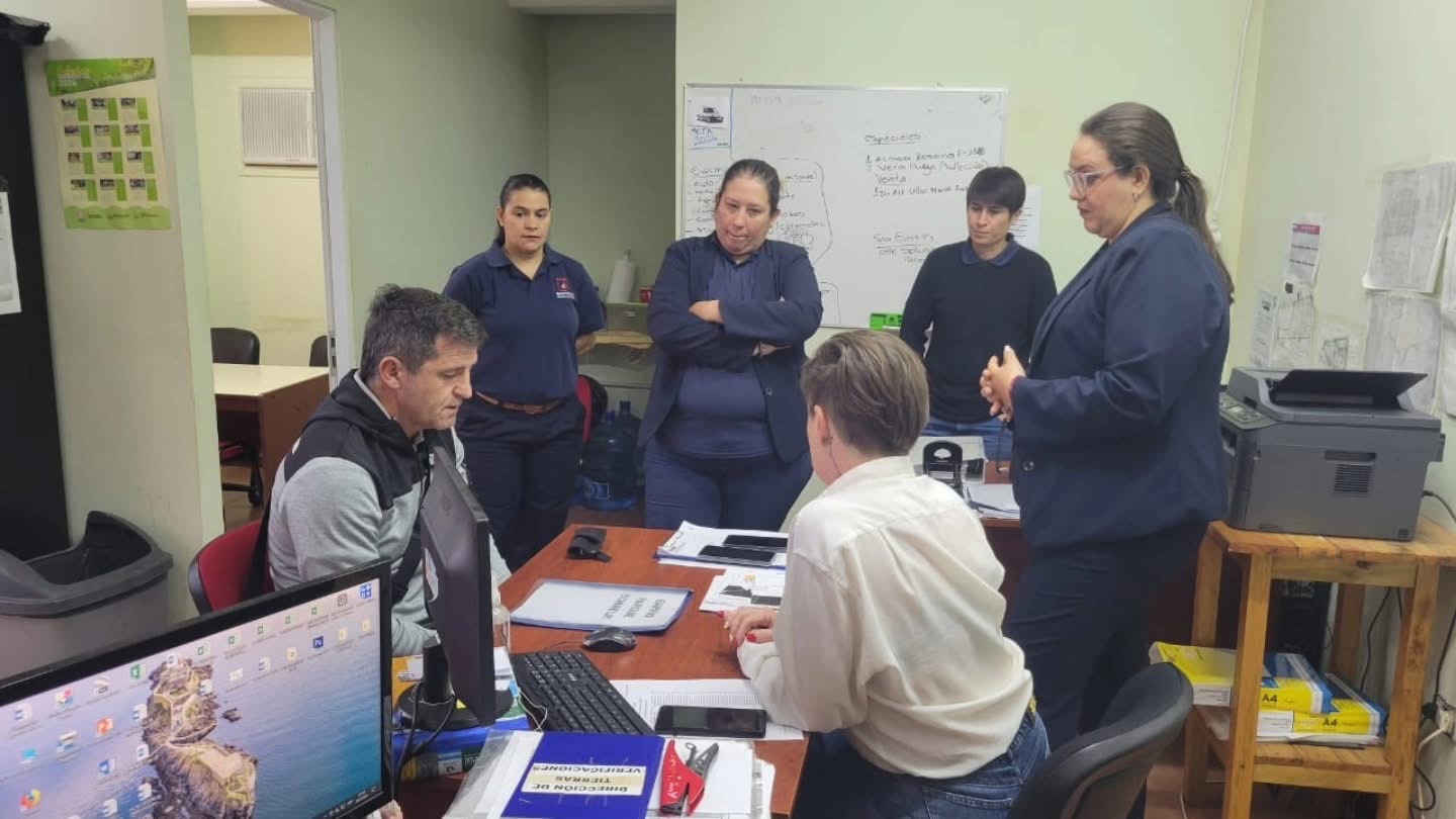 Regularización de tierras del barrio Parque Schwelm: “La idea es poder urbanizar y que el vecino pueda tener su título” 3