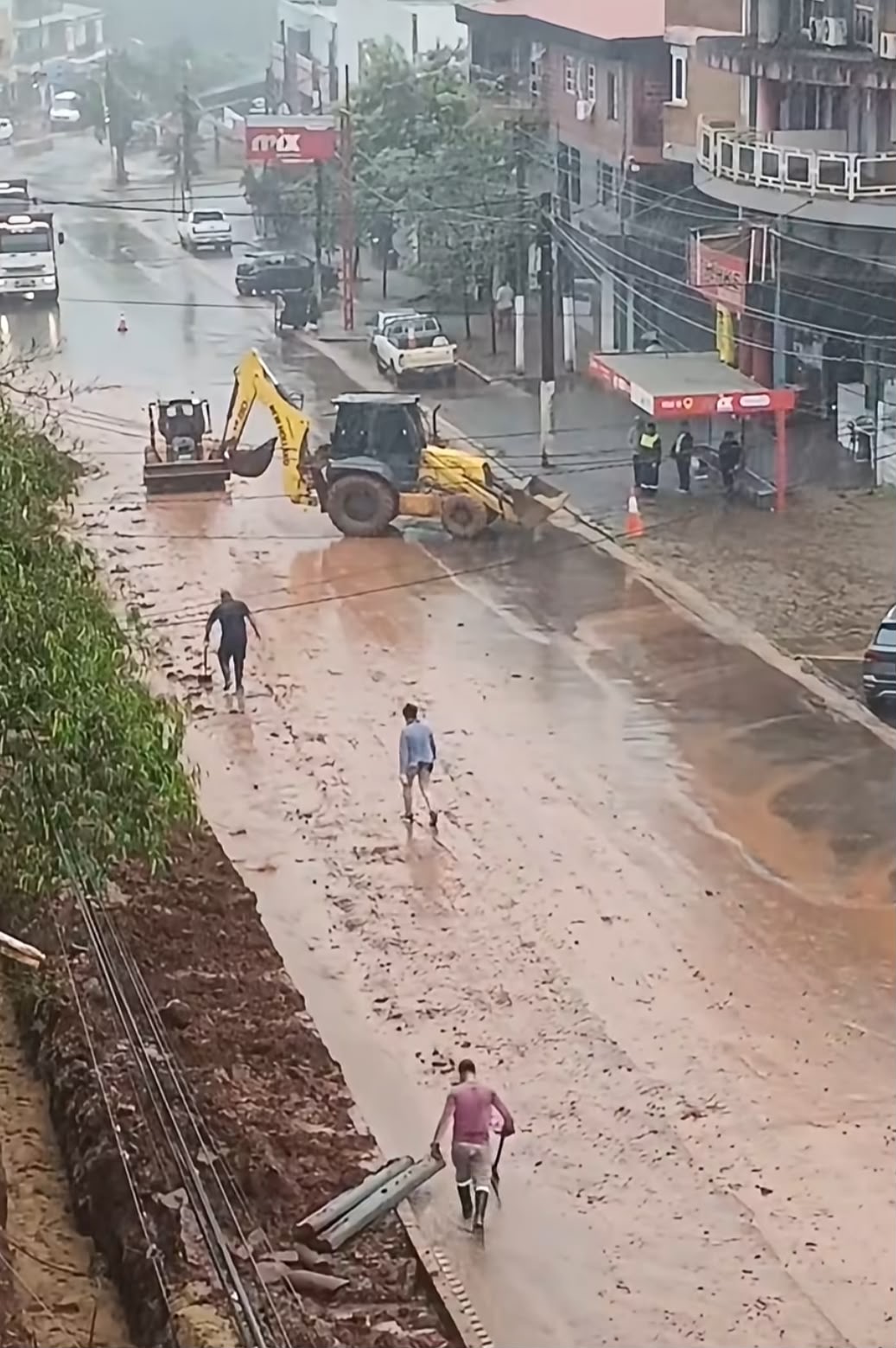 Obras en el centro de Eldorado: “Pusimos a todo el equipo de Obras Públicas a trabajar ahí” 2