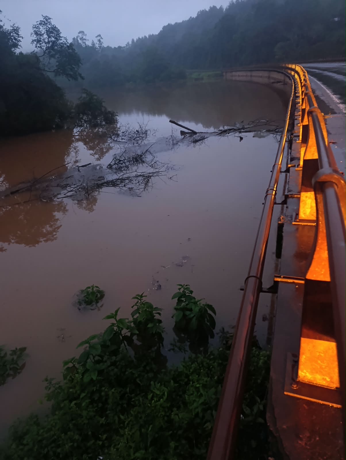 Continúan cortados los puentes Paranay y Piray Guazú por la crecida de los arroyos 2