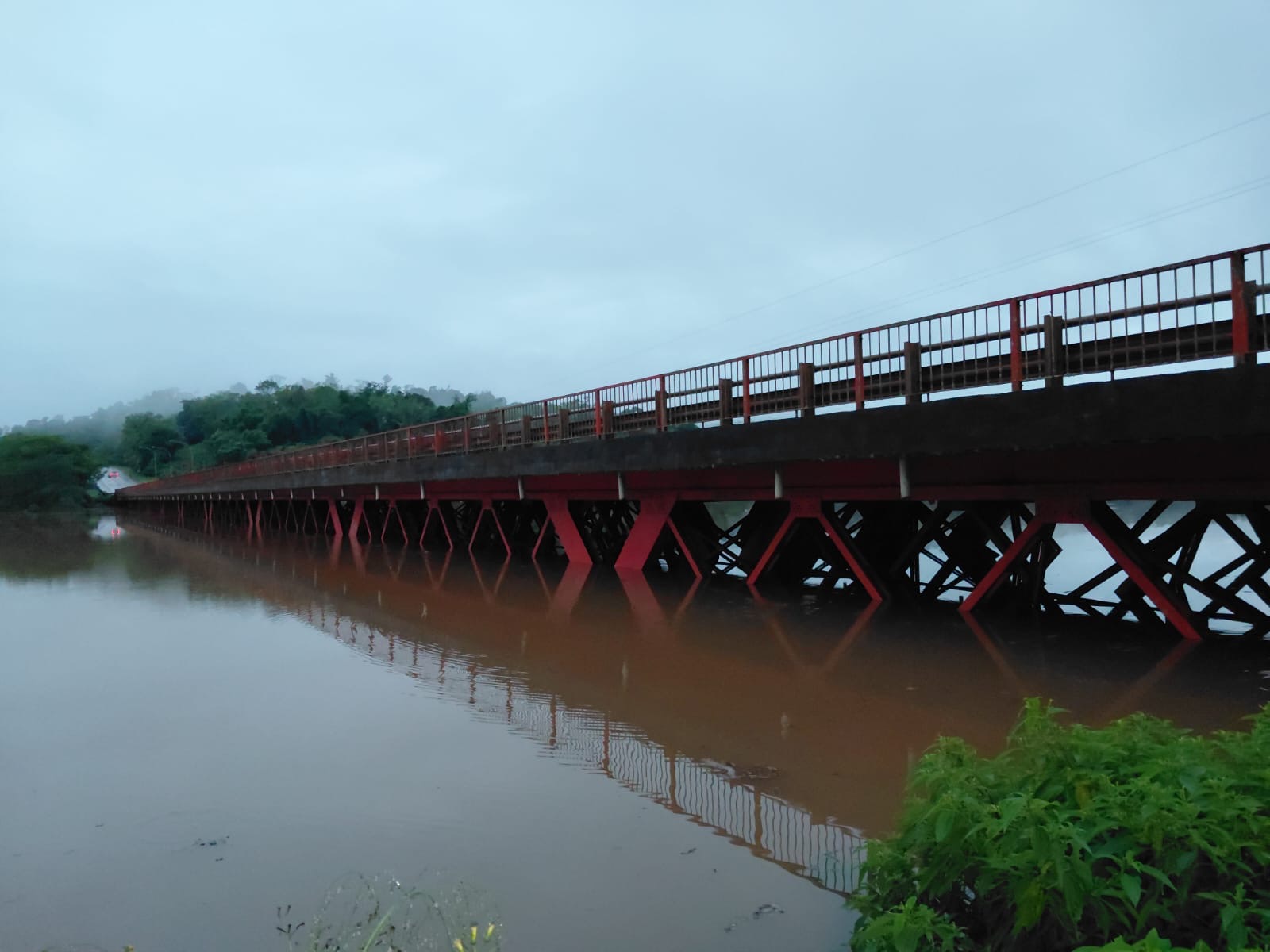 Continúan cortados los puentes Paranay y Piray Guazú por la crecida de los arroyos 4