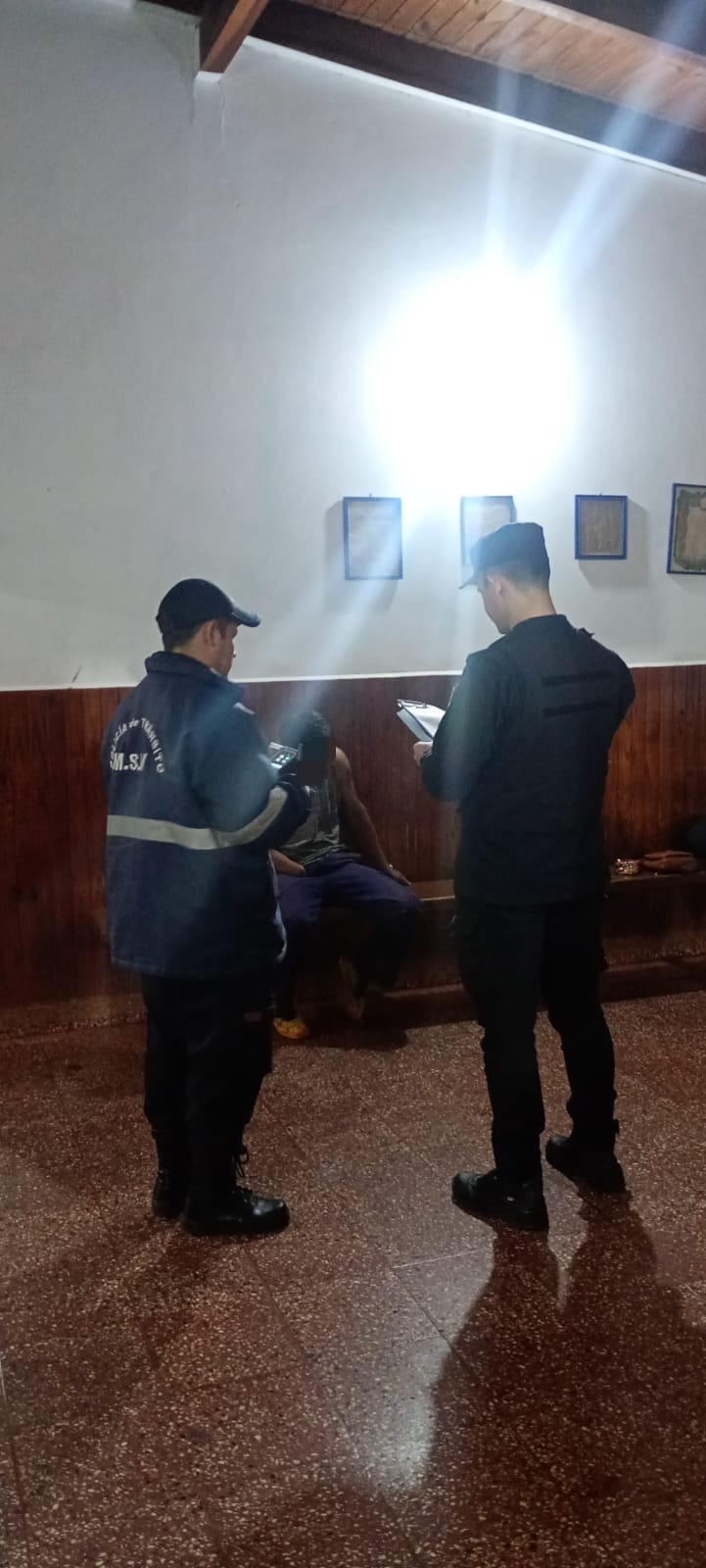 San Vicente: detuvieron a un motociclista con 2,457 g/L de alcohol en sangre 2